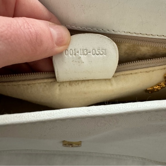 GUCCI • vintage 1970’s White Monogram Crossbody - Picture 5 of 17